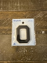 Simplicity Iron On Patch Black Letter O - $11.76