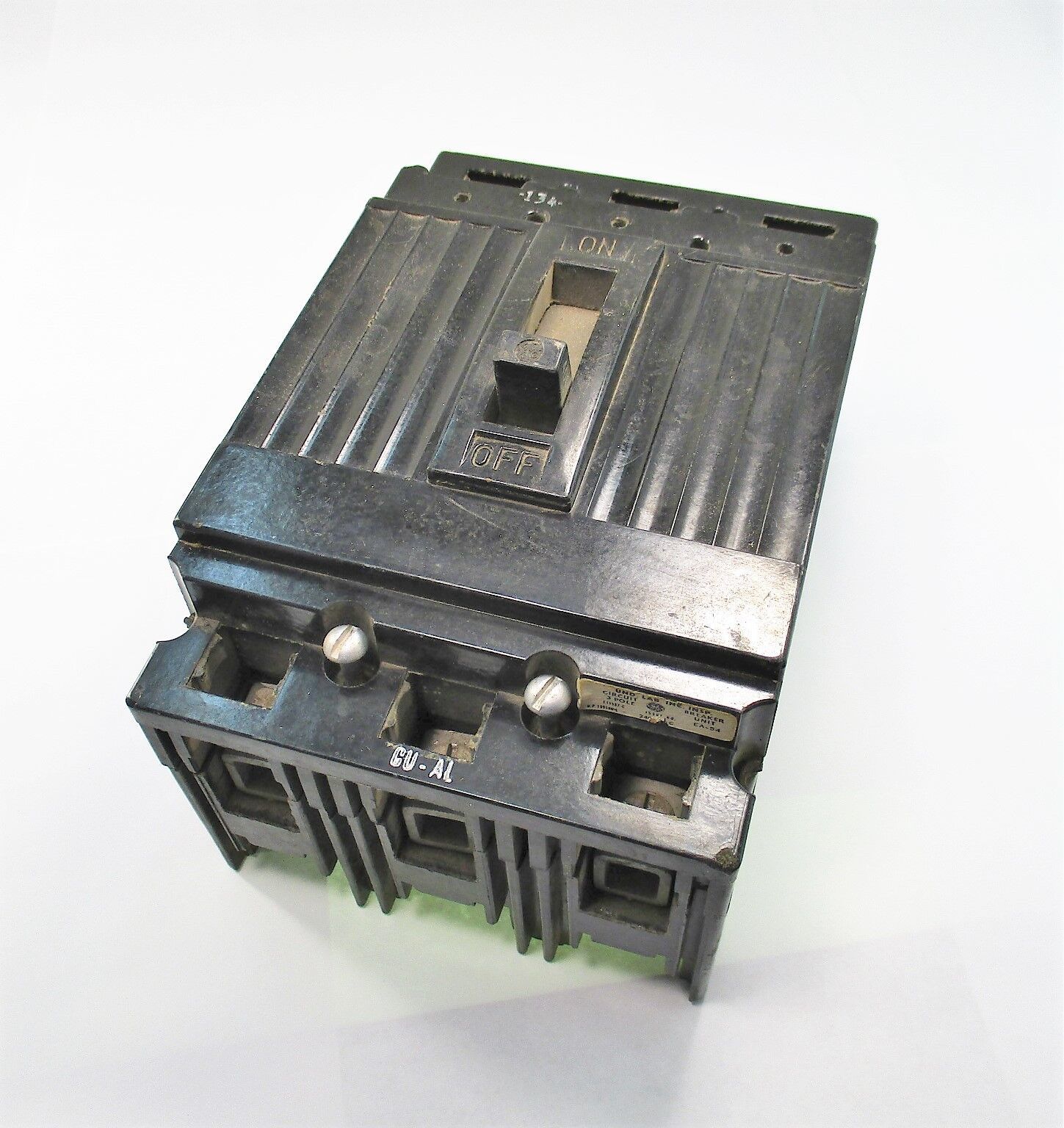 GE General Electric TE132040 Circuit Breaker 40 AMP, 3 Pole, 240V - $25.32