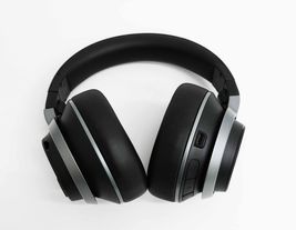 Turtle Beach Stealth Pro Wireless Noise-Cancelling Gaming Headset for Xbox image 2