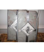 2 Waterford DIANTHUS  mineral  floral vine jacquard Standard Shams NEW - $1,513.57 MXN