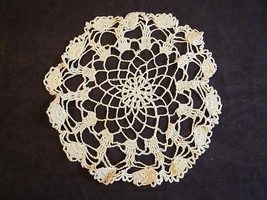 Vintage 6 1/2&quot; Hand Knitted DOILY Round Table Cotton String Coaster  - £3.31 GBP