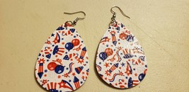 Faux Leather Dangle Earrings (New) Independence Day #31 - £4.44 GBP