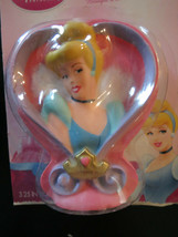 DISNEY PRINCESS BIRTHDAY CANDLE 3-1/4&quot; TALL Cinderella HEART CANDLE - £5.47 GBP