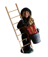 Byers Choice Carolers 1992 Chimney Sweep Boy Child Ladder Bucket Signed 10&quot; - $532.59 MXN