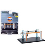Adjustable Four-Post Lift &quot;Gulf Oil&quot; Light Blue and Orange &quot;Four-Post Li... - $662.74 MXN