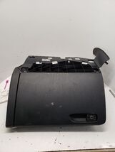 A4 AUDI   2009 Glove Box 1382712 - $830.29 MXN