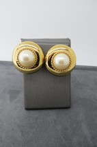 Huge Monet Comfort Clip Earrings Smooth Gold Tone Round Faux Pearl Luxury 1 3/8&quot; - £17.57 GBP