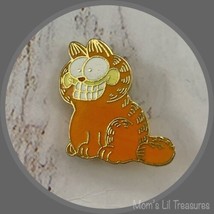 Enamel Garfield Cartoon Cat Lapel Pin Brooch 1&quot; Gold Tone Smiling 1978 - £4.59 GBP