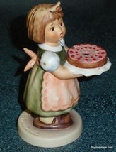 Goebel Hummel Figurine &quot;Birthday Candle&quot; #440 TMK6 With Original Box And Candles - £117.95 GBP