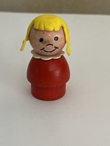 Vtg Fisher Price little people wood red body head girl yellow hair pigta... - £9.86 GBP