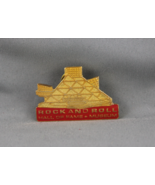 Vintage Tourist PIn - Rock and Roll Hall of Fame Building Graphic - Stam... - €16,32 EUR
