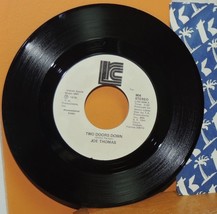 Joe Thomas Two Doors Down Dolly Parton 45 T.K Productions 1978 Velvet Apple - $102.16 MXN