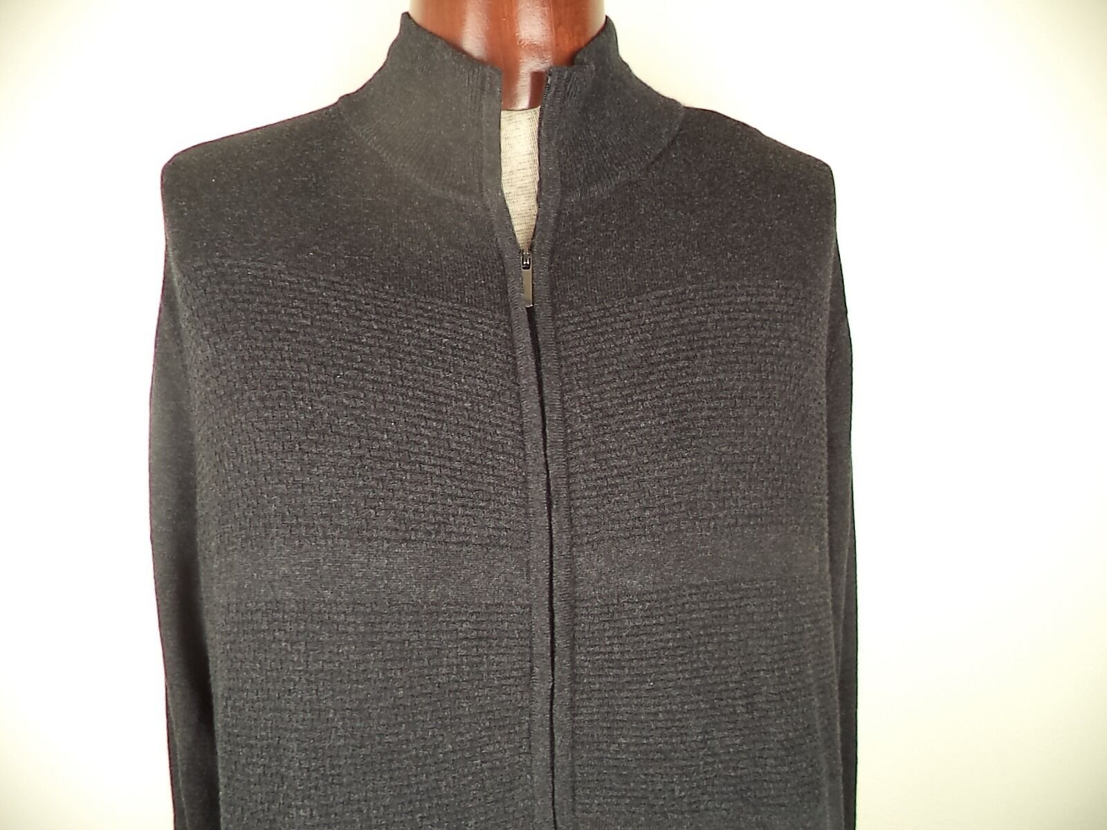 Alan Flusser. M. Black. 60% Cotton / 20% Rayon / 20% Nylon. Long Sleeve.... - $30.69