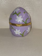 Handpainted egg white and purple Ceramic glazed TRINKET BOX - £11.82 GBP