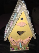 Arts Crafts Bird House - $277.76 MXN