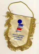 Italia C Italy Croazia Croatia Hrvatska 1997 game pennant flag - $257.03 MXN
