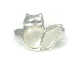 Vintage Squirrel Ring Chipmunk Sterling Silver MOP Mother of Pearl Size 6.25 - £23.22 GBP