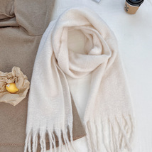 GeeBier Scarfs -Elegance That’s Always in Fashion image 2