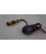Omron E3F-3LZ Photoelectric Switch Sensor - $8.69