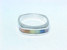 RAINBOW of Mother of Pearl Vintage RING in STERLING Silver - Size 8 - £33.56 GBP
