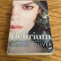 Delirium (Delirium Trilogy) - Paperback By Oliver, Lauren - VERY GOOD - $6.08