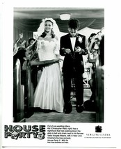 House Party 3-1993-8 X 10 STILL-COMEDY-CHRISTOPHER REID-ANGELA MEANS-vg - £18.12 GBP