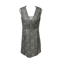 C. Luce Dress Grey Black Leopard Animal Print Pockets Women Size Medium V-Neck - $13.05