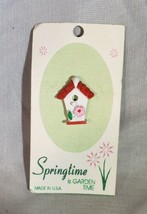 Vintage White Red Bird House Pin Brooch - £6.99 GBP
