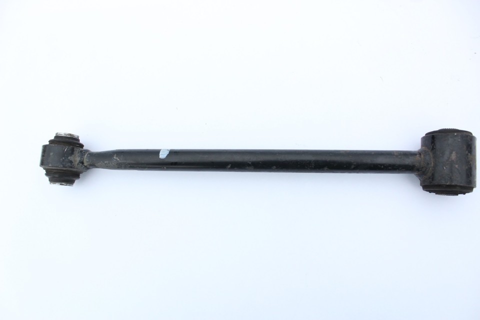 1999-2003 LEXUS RX300 REAR LOWER CONTROL ARM LEFT OR RIGHT SIDE J5204 - $39.59