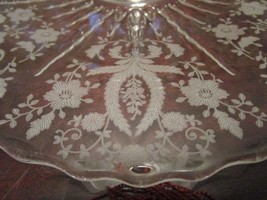 Vintage New Martinsville/ Viking etch glass cake plate &quot;Prelude&quot; WITH HANDLE [D3 - £50.84 GBP