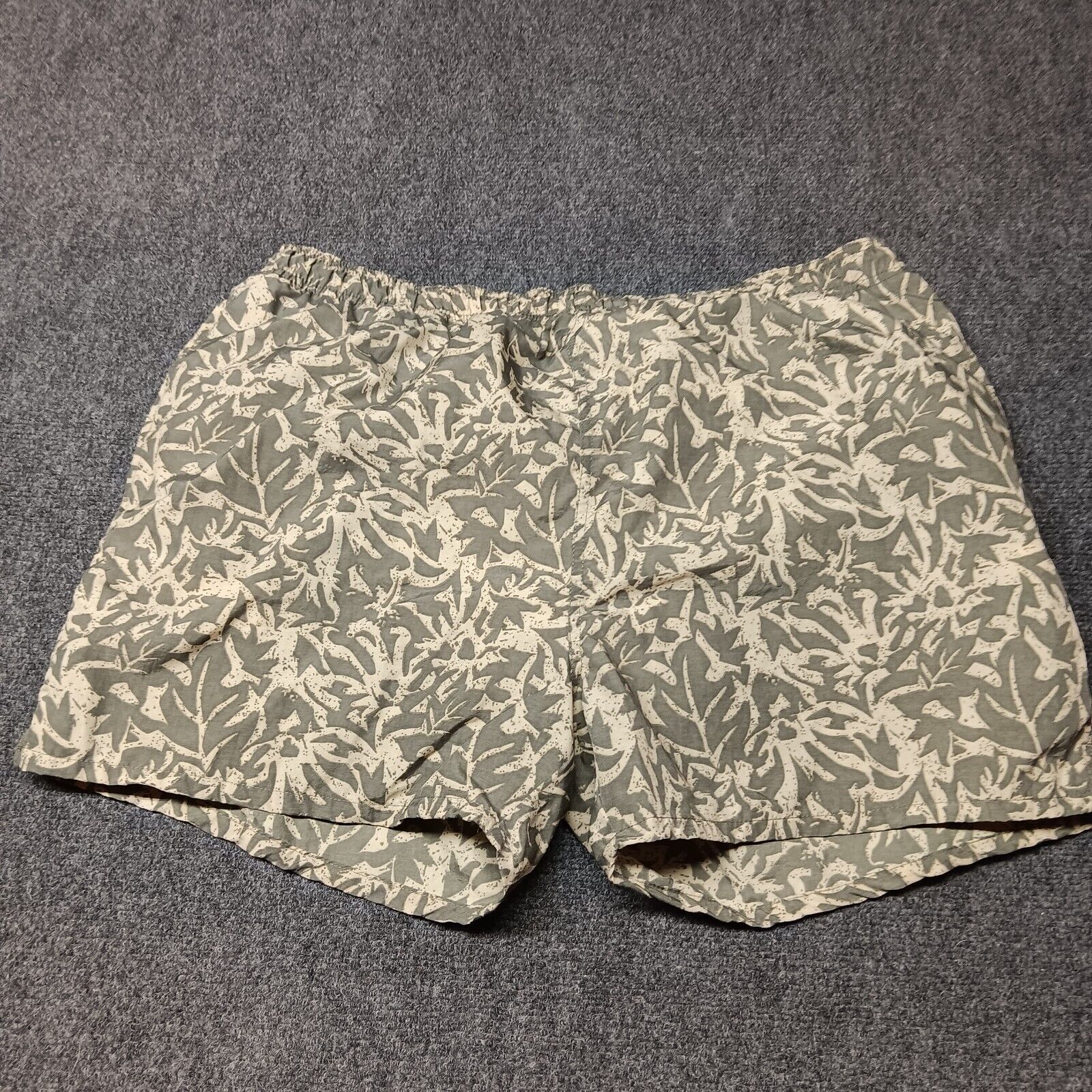 Vintage Laguna Swim Mesh Shorts Men Large 38 - 40 Green Leaf Print - $22.14