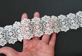 2&quot; / 5 cm wide - 5yds Light Ivory Cream Flower Scalloped Crochet Lace L777 - £6.28 GBP