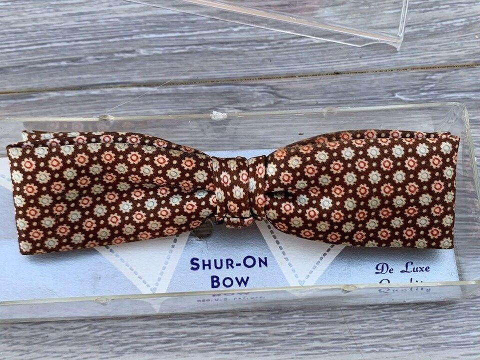 RETRO Shur On Mens Bow Tie Brown Flower Print Rayon Clip On Vintage 1940... - $33.63