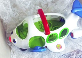 2006 Fisher Price LITTLE PEOPLE Talking Airplane - Door Opens - Mattel - $9.49