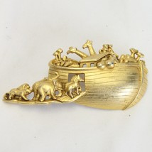 AJC Noahs Ark Brooch Bible Story Pin Gold Tone Animals Boat Religious Vt... - £14.58 GBP