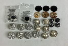 Lot Of 25 Miscellaneous Buttons - 19 With Rhinestones - New - $12.62