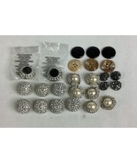 Lot Of 25 Miscellaneous Buttons - 19 With Rhinestones - New - $235.23 MXN