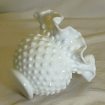 Fenton Hobnail Milk Glass Double Crimp Vase 4-1/4&quot; - £23.45 GBP