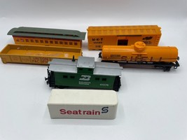 Vintage HO Gauge Train Car Parts Lot Shell Burlington Union Pacific Bachmann - £7.09 GBP