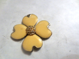 Vintage Necklace Enamel Dogwood Flower Pendant Gold Tone Chain - $9.49