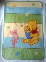 Disney Baby Plush Pooh Piglet Bee Blanket 28&quot;X23&quot; PreOwned  - $807.15 MXN