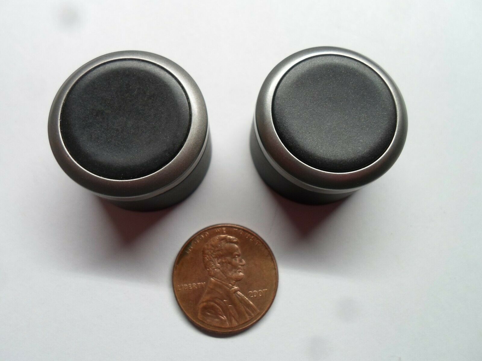 2006 2007 KIA OPTIMA  RADIO STEREO TUNER CONTROL KNOB SET OEM FREE SHIPPING - $8.75