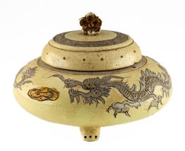 Vaso De Cerámica Chino Antiguo Esmaltado Con Detalles De Dragón - $897.28