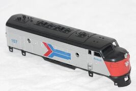 Athearn HO Scale EMD F7 Amtrak locomotive shell. #157 - $15.59