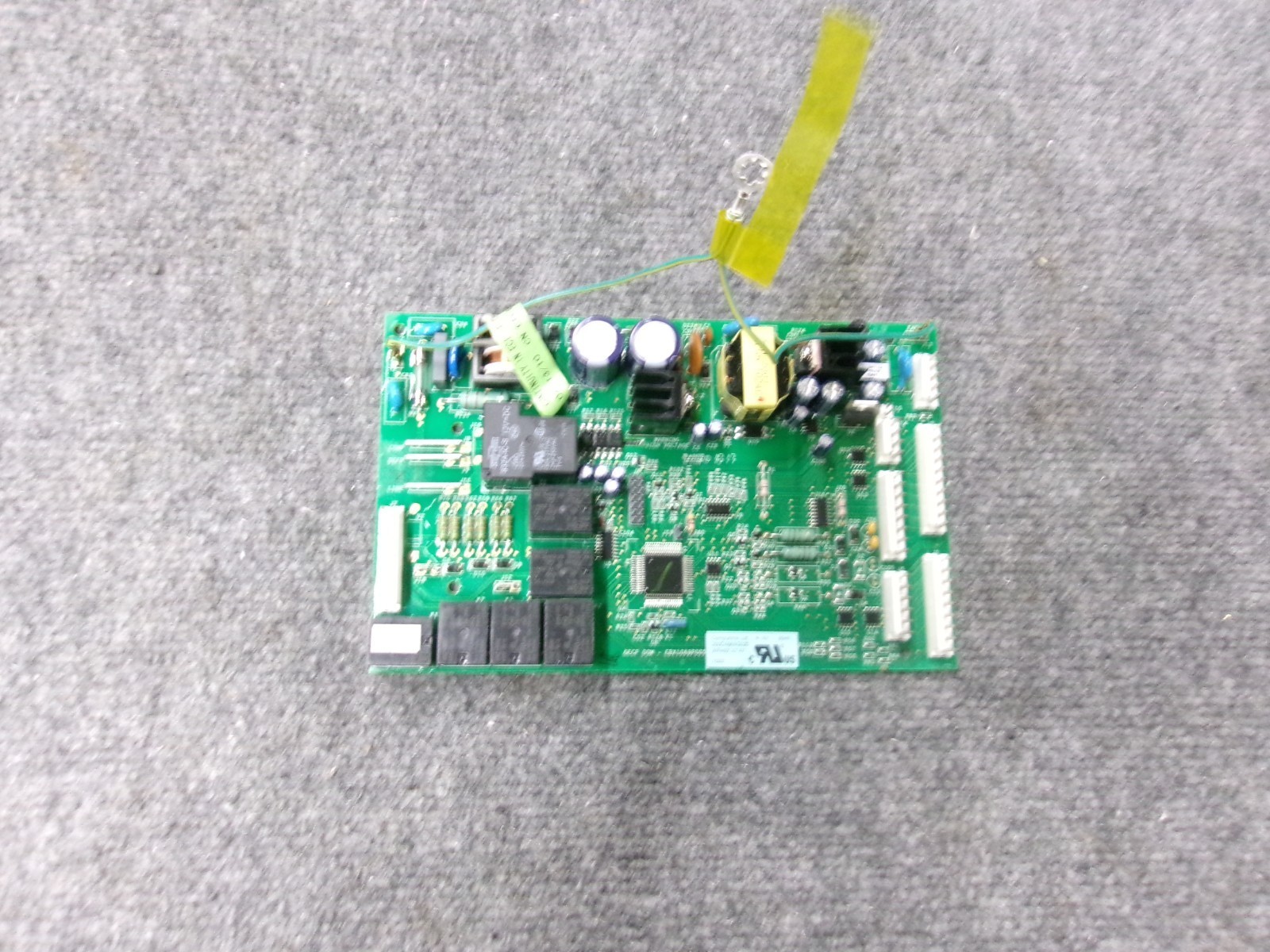 WR49X10152 GE REFRIGERATOR MAIN CONTROL BOARD - $30.00