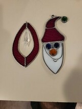 CL/VINTAGE STAINED GLASS ORNAMENTS/SANTA CLAUS/SET OF 2/SUN CATCHER/WINDOW! - $31.19