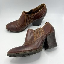 B.O.C. by Born Distressed leather Block Heel Ankle Boots Size 8 in Brown - $24.63