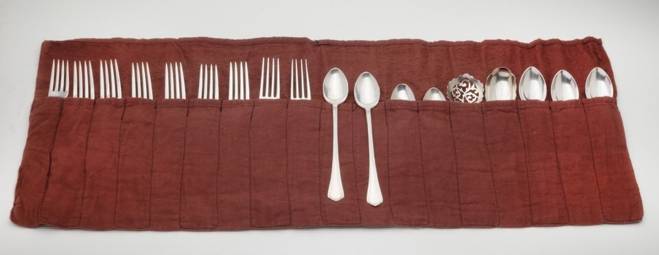 4 LOT 65 SLOTs FLANNEL  SILVERWARE STORAGE ROLL ANTI TARNISH CLOTH BURGUNDY Item image 2