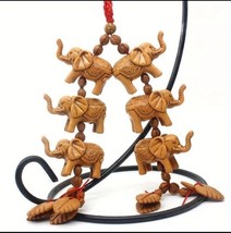 Lucky Wooden Elephant Carving Key Ring Chain Keychain 6 Elephants  - £6.50 GBP