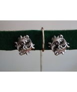 Vintage Silver Tone Scroll Leaf Earrings Screw Back 1.25&quot; Unsigned - €12,98 EUR
